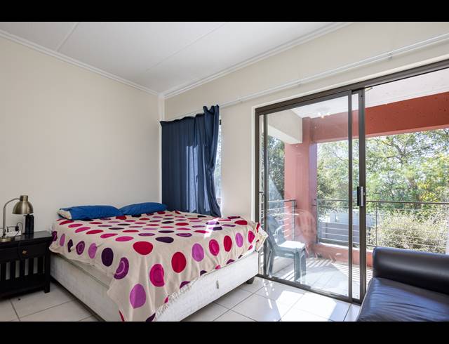1 BEDROOM APARTMENT FOR SALE IN LONEHILL